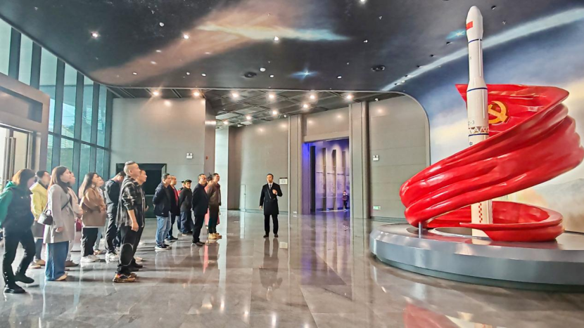 1764819438086076349.png image.png